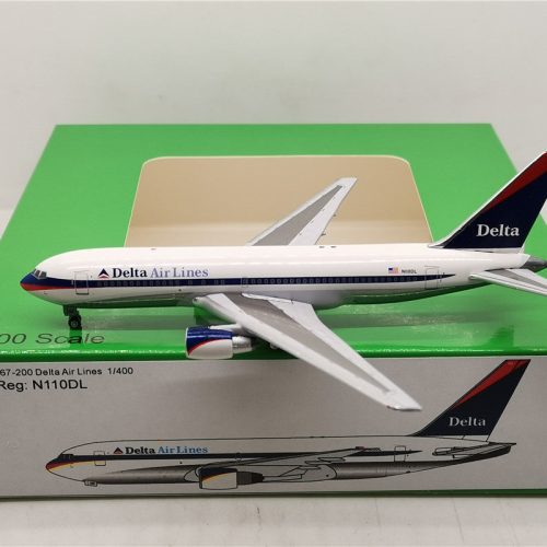 1:400 Delta Air Lines B767-200 N110DL Model Airplane